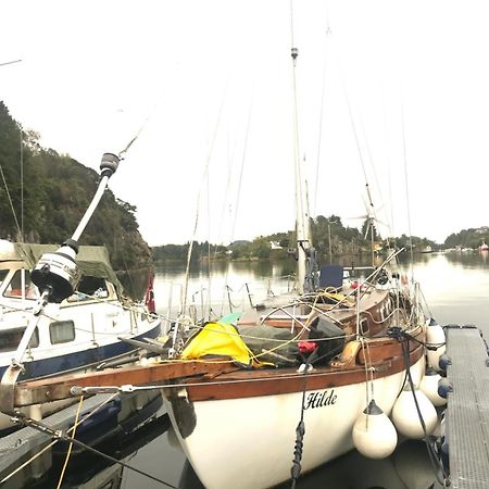 Sailing Yachts - No Shower Hotel เบอร์เกน ภายนอก รูปภาพ